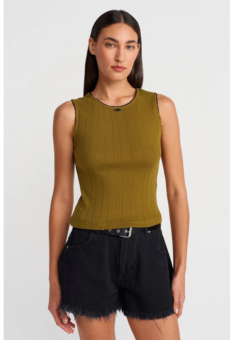 Tricou dama - vesta fara maneci - slim fit - verde kaki - 100% bumbac