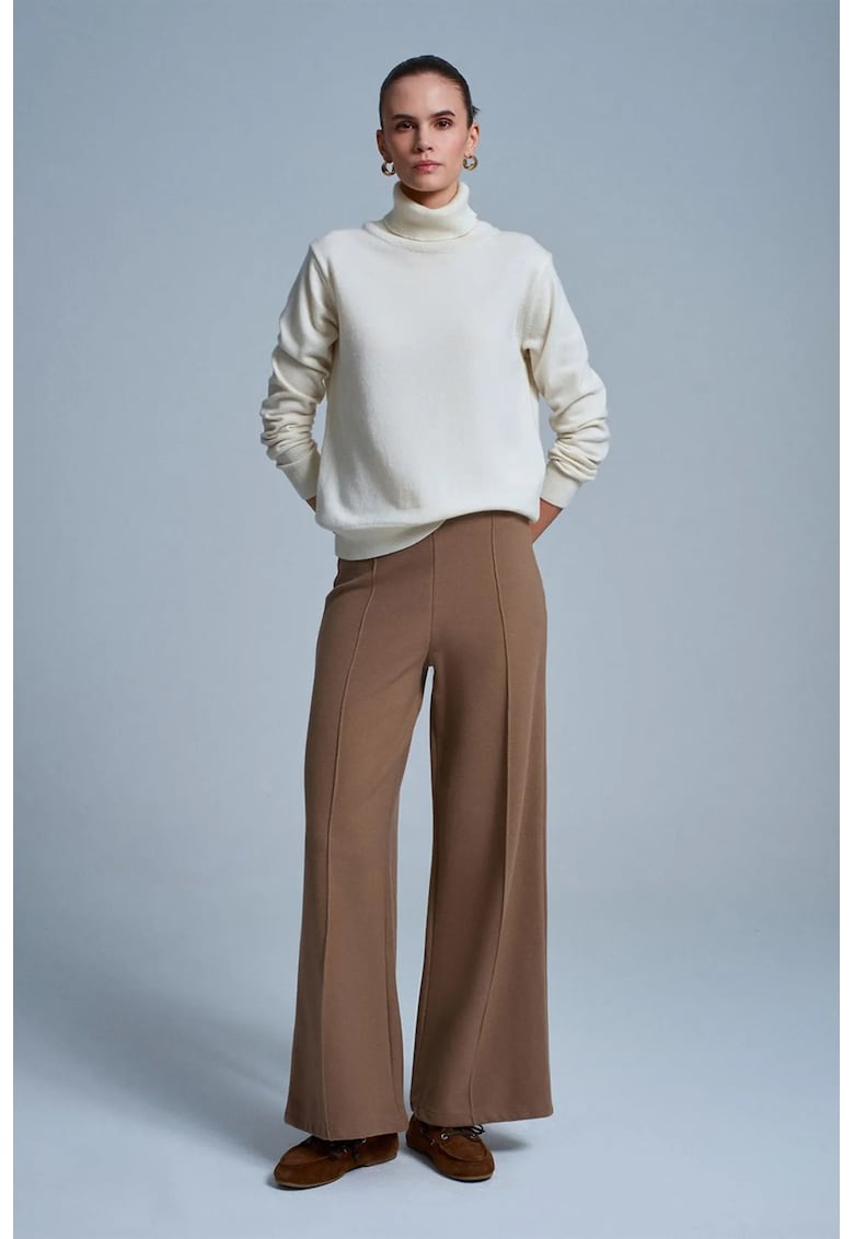 Pantaloni dama - tricotati cu picior larg - elastic - maro camel - 50% bumbac - 50% poliester