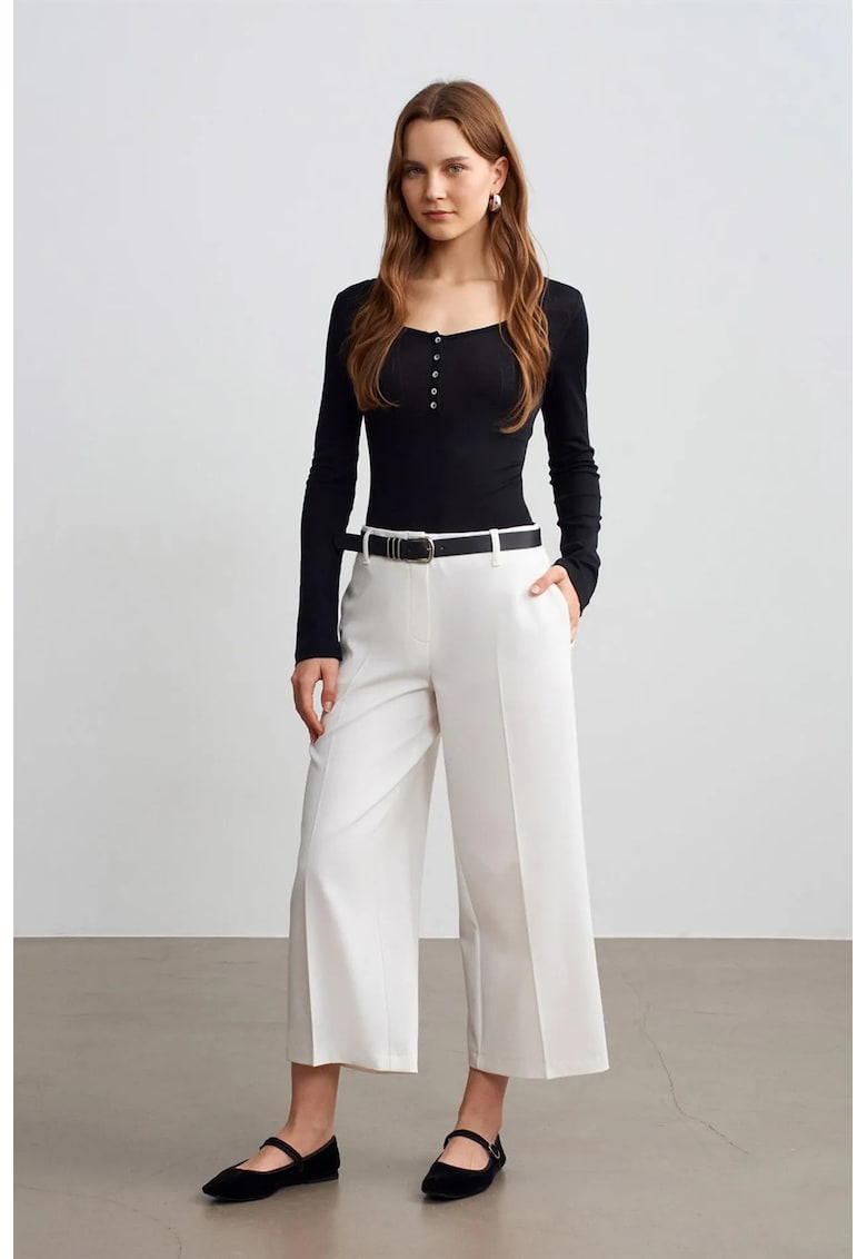 Pantaloni dama - culottes din crep - talie inalta - alb prafuit - casual