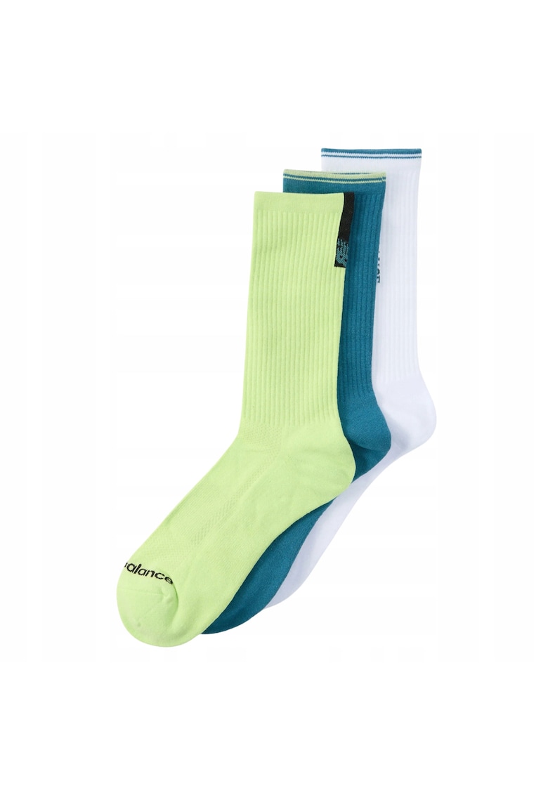 Set Sosete Sport LAS50143 AS6 Marime 43 46 Material Moale Si Foarte Confortabil Tesatura Respirabila Pentru Ventilatie Imbunatatita Manseta Elastica Stabila Ideale Pentru Sneakers Si Tinute Casual Multicolore 3 Perechi
