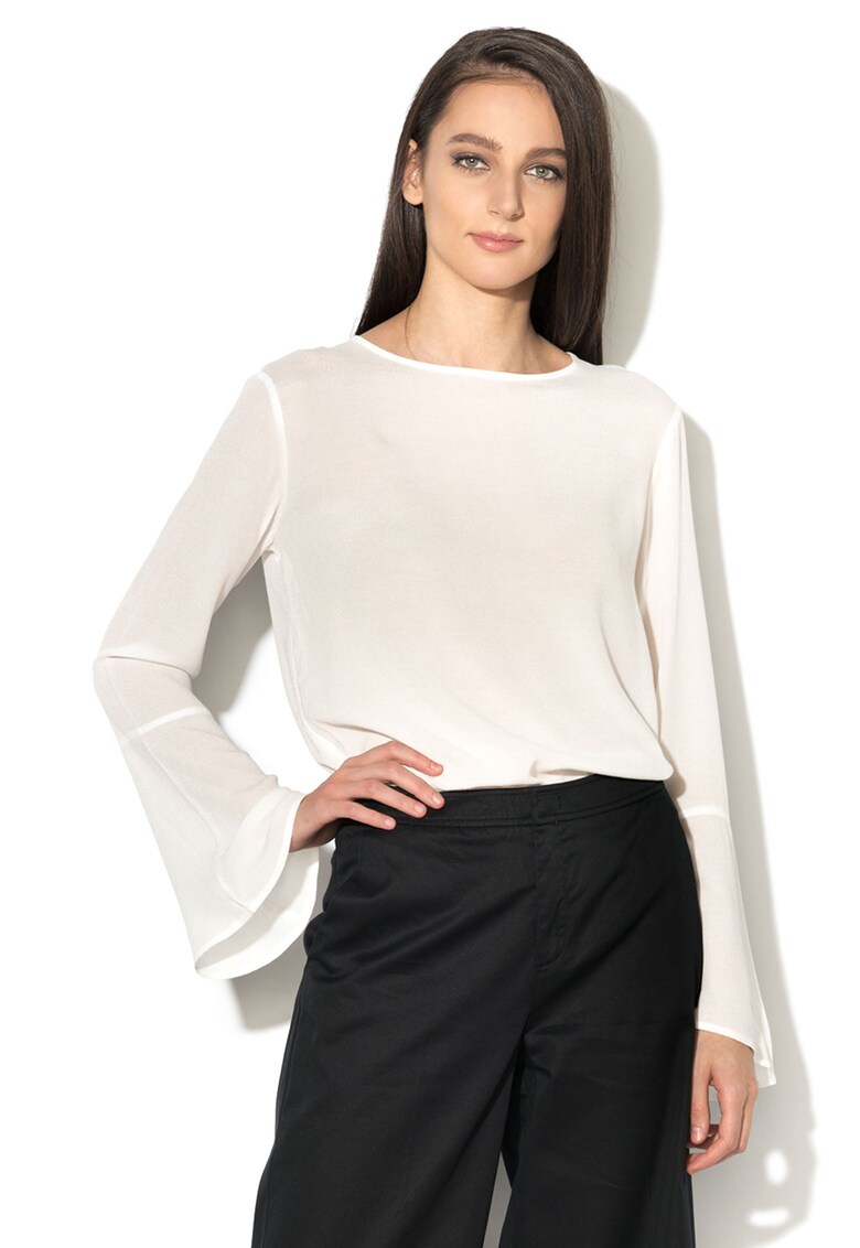 Bluza vaporoasa cu maneci clopot