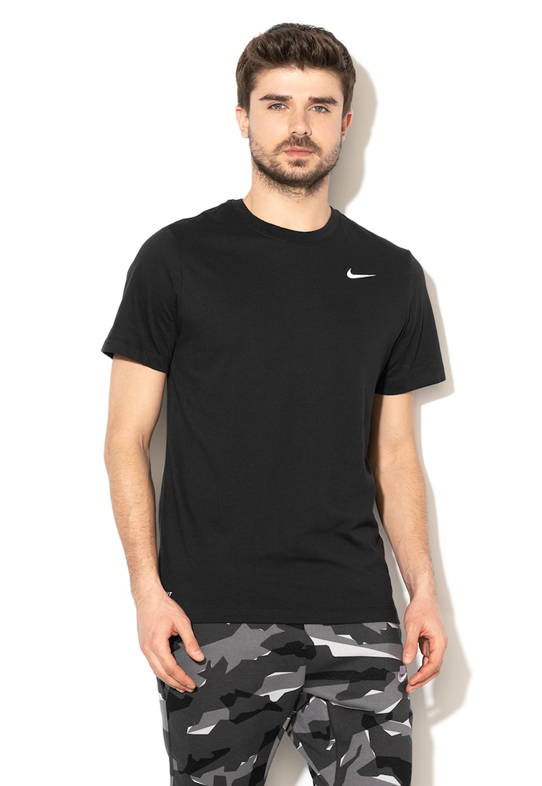 Tricou cu tehnologie Dri-FIT si decolteu la baza gatului - pentru fitness