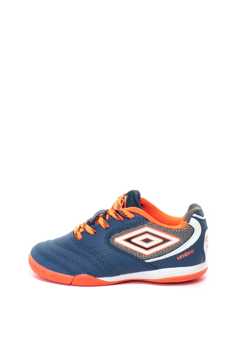 Pantofi pentru fotbal