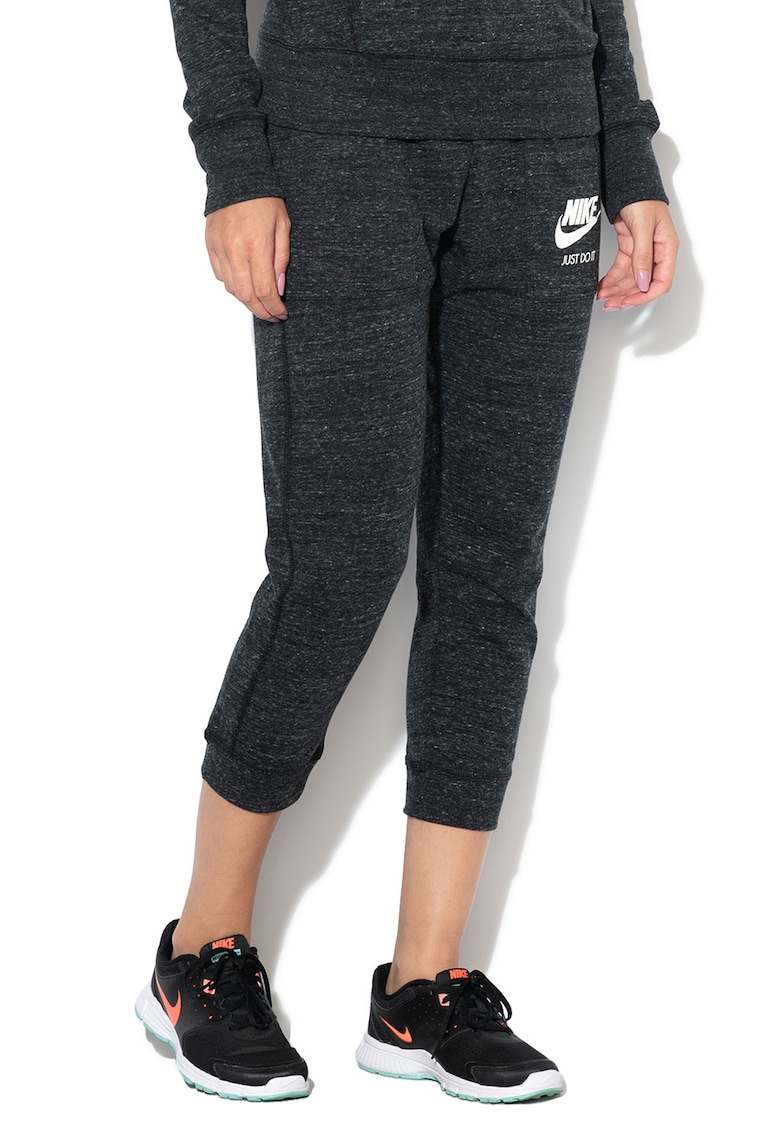 Pantaloni sport capri cu snur in talie