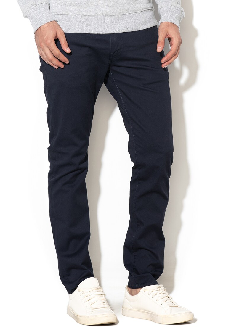 Blugi slim fit cu croiala conica 512