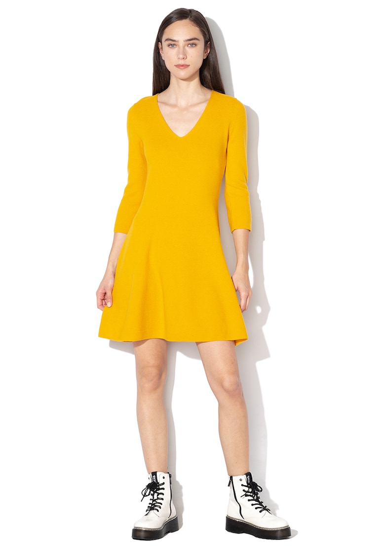Rochie evazata din amestec de lana