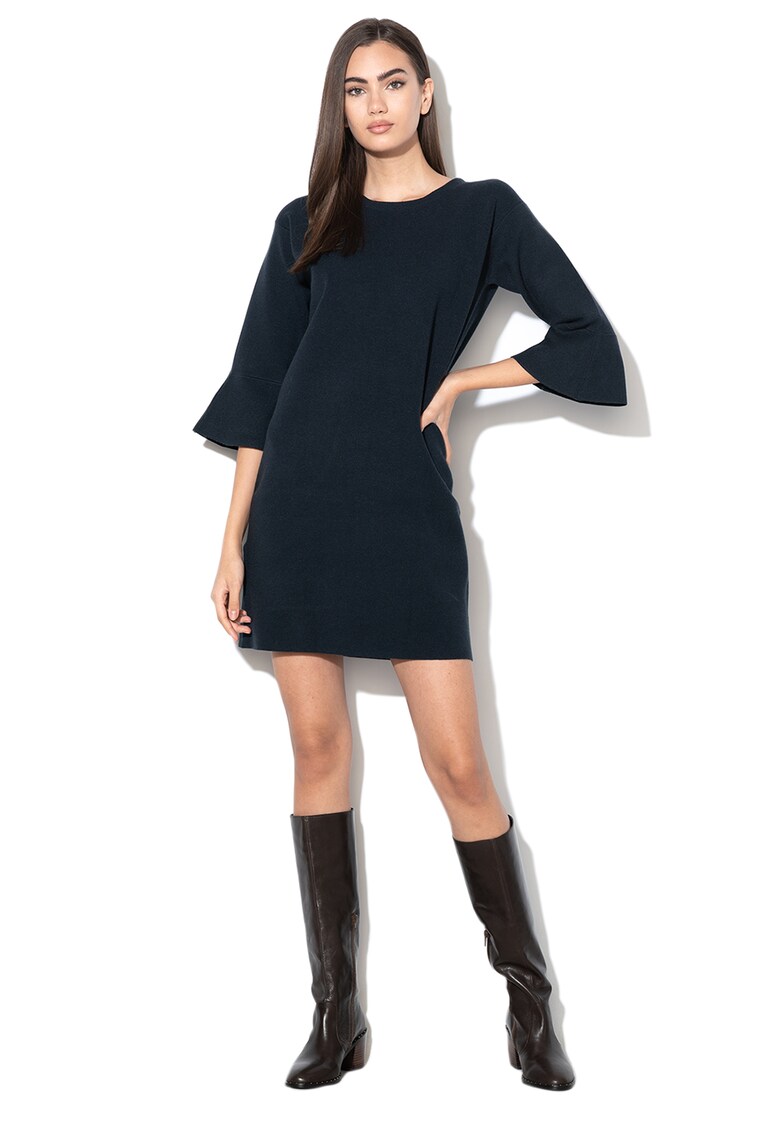 Rochie tricotata cu maneci clopot