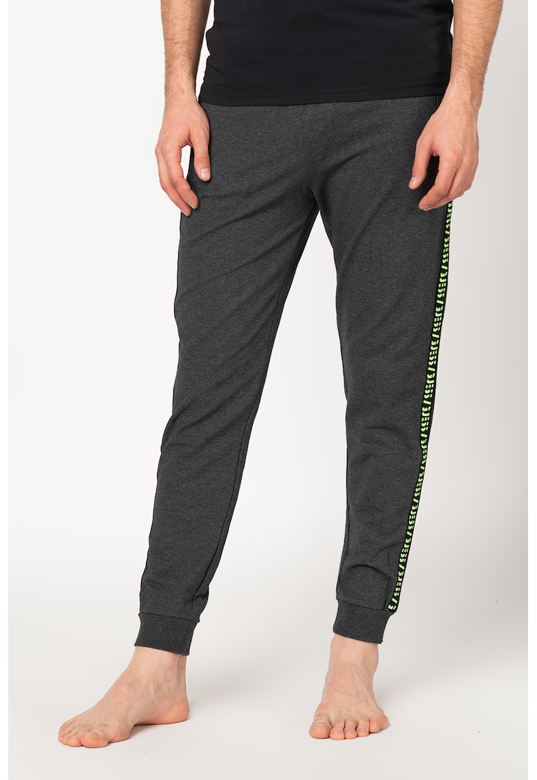 Pantaloni sport conici cu snur pentru ajustare - in talie