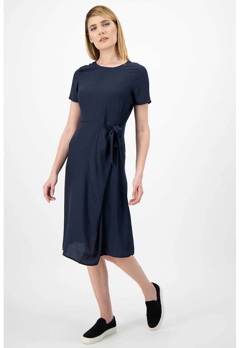 Rochie midi cu maneci scurte