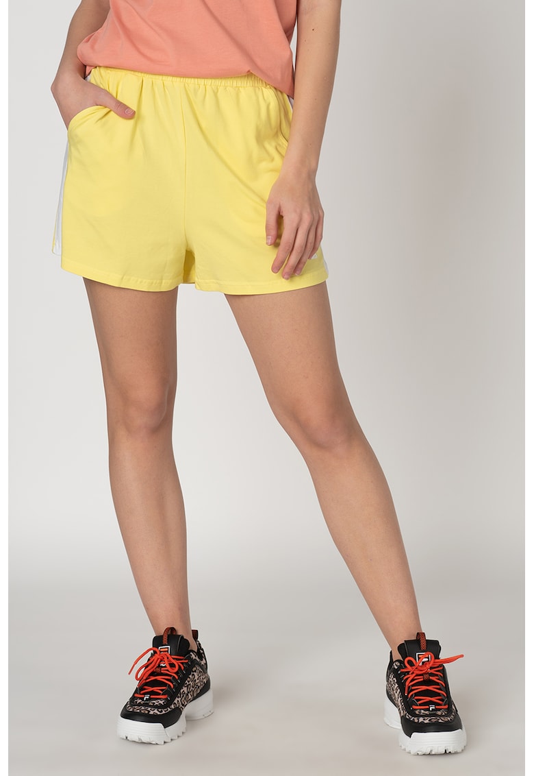 Pantaloni scurti cu buzunare laterale Badu