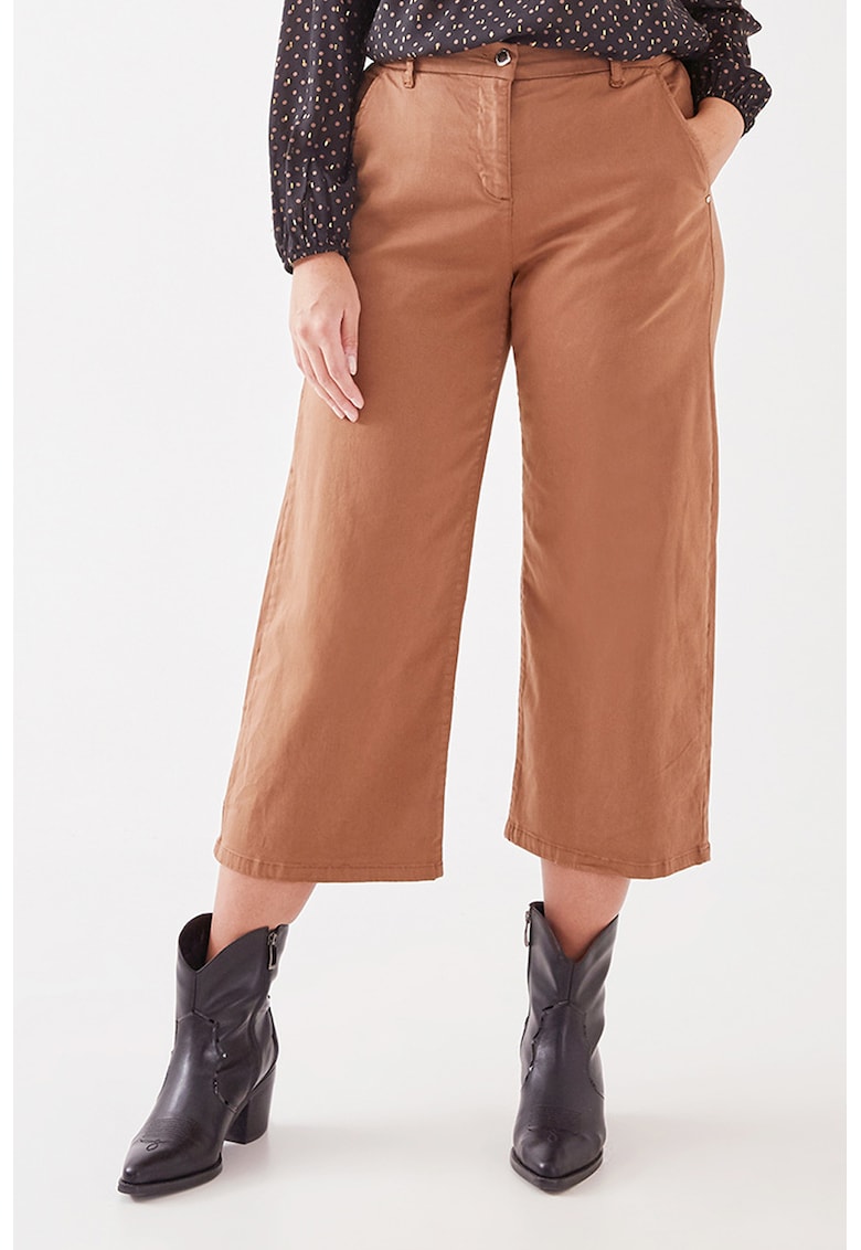 Pantaloni trei sferturi din amestec de lyocell - cu croiala ampla