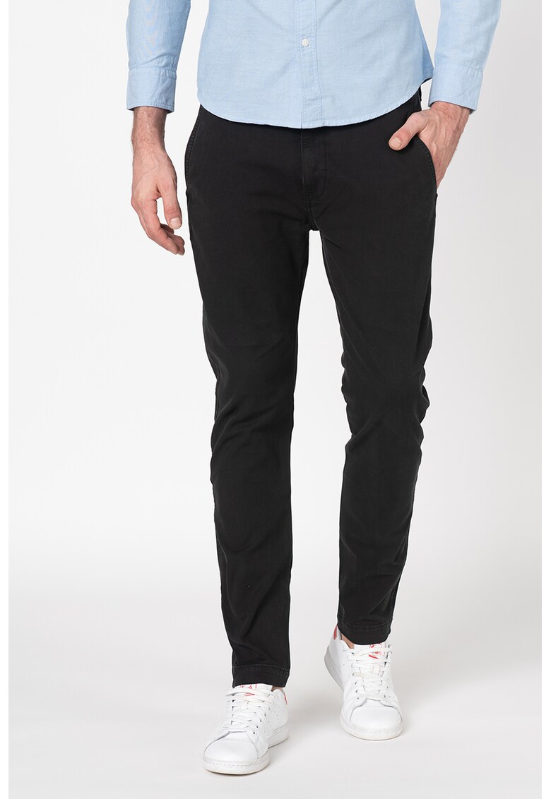 Pantaloni chino slim fit conici