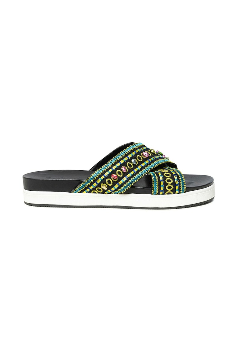 Papuci wedge cu broderii