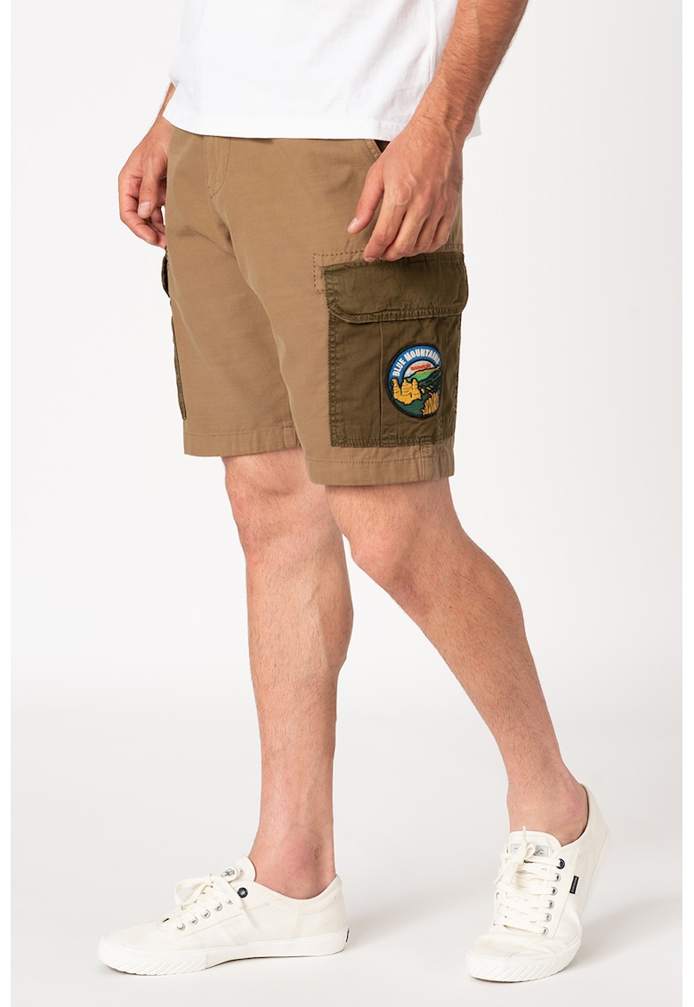 Pantaloni scurti cu buzunare contrastante Nishop