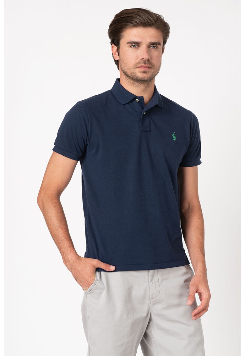 Tricou polo cu logo discret