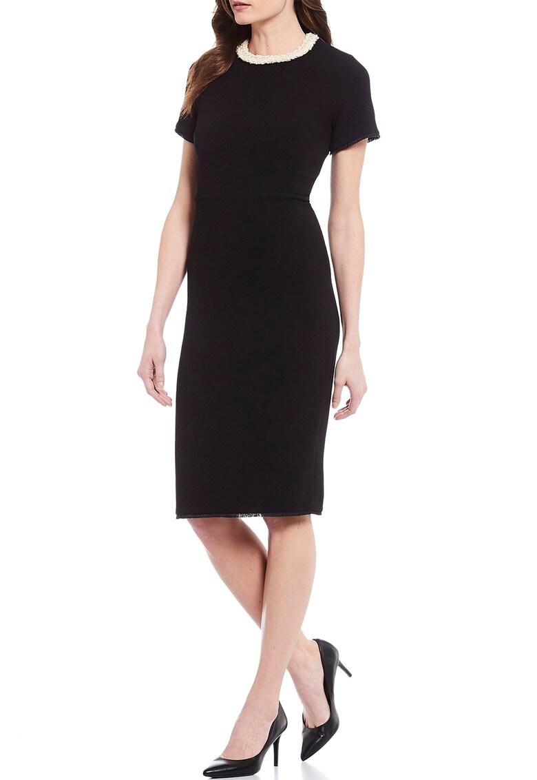 Rochie cambrata decorata cu perle sintetice