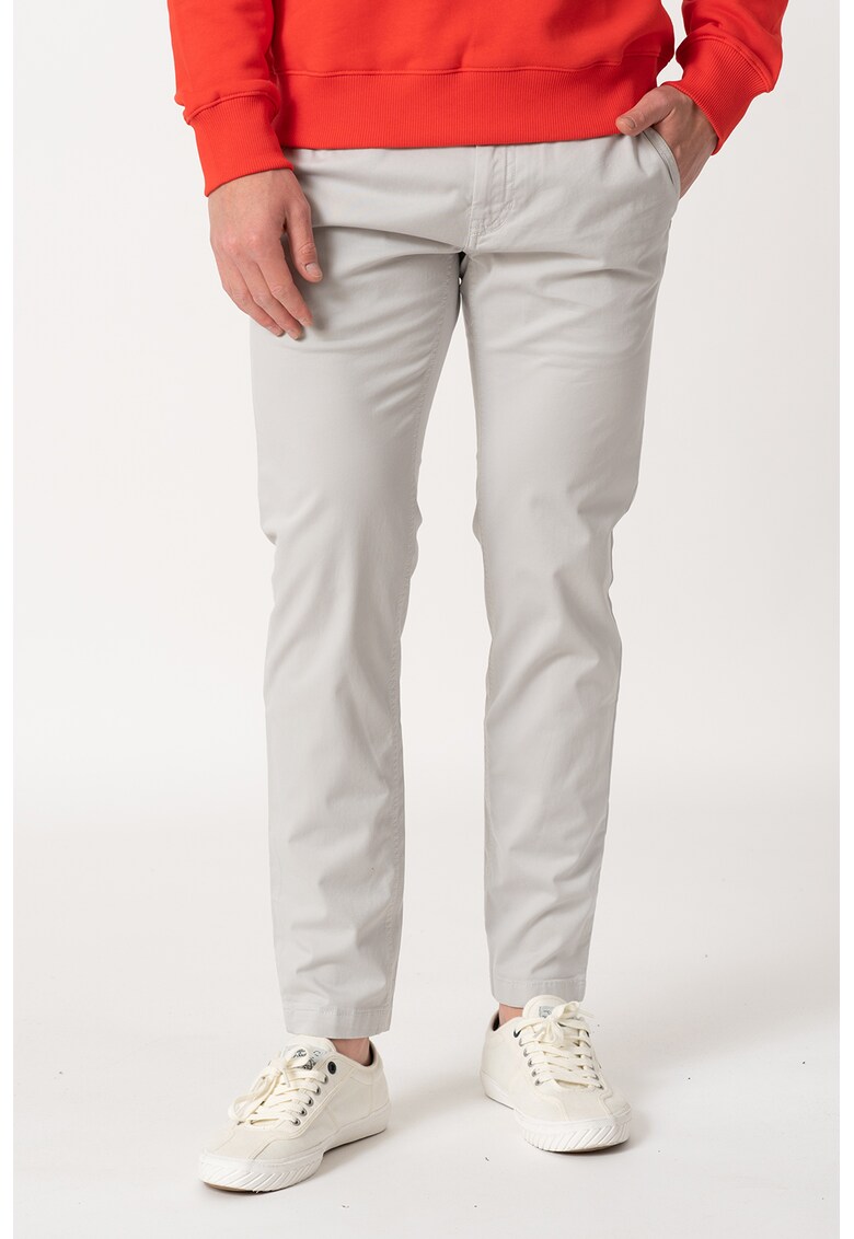 Pantaloni chino cu talie medie