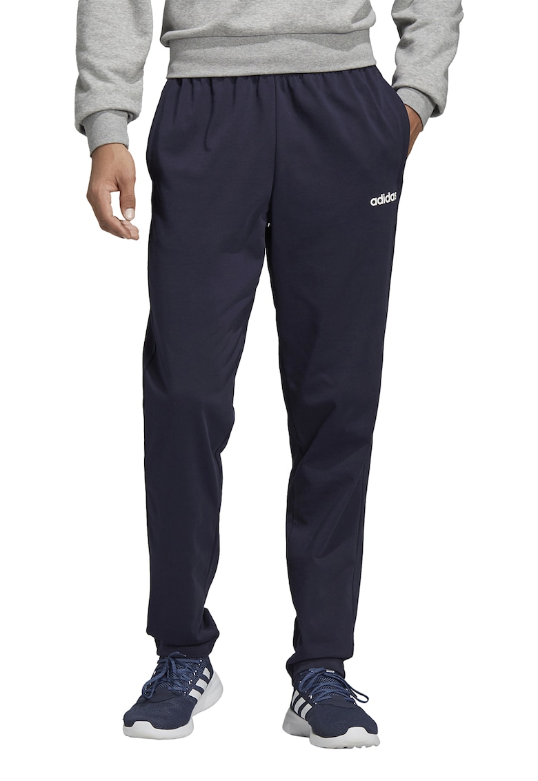Pantaloni sport cu snur