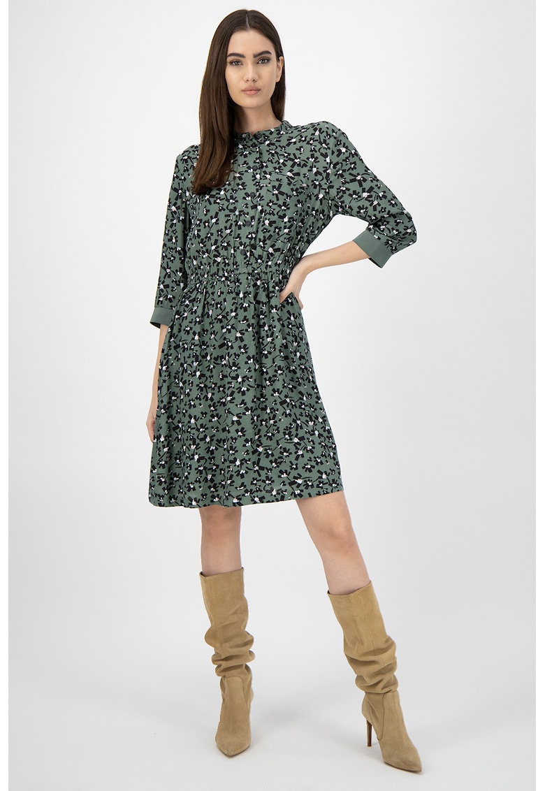 Rochie evazata cu model floral si guler Mao