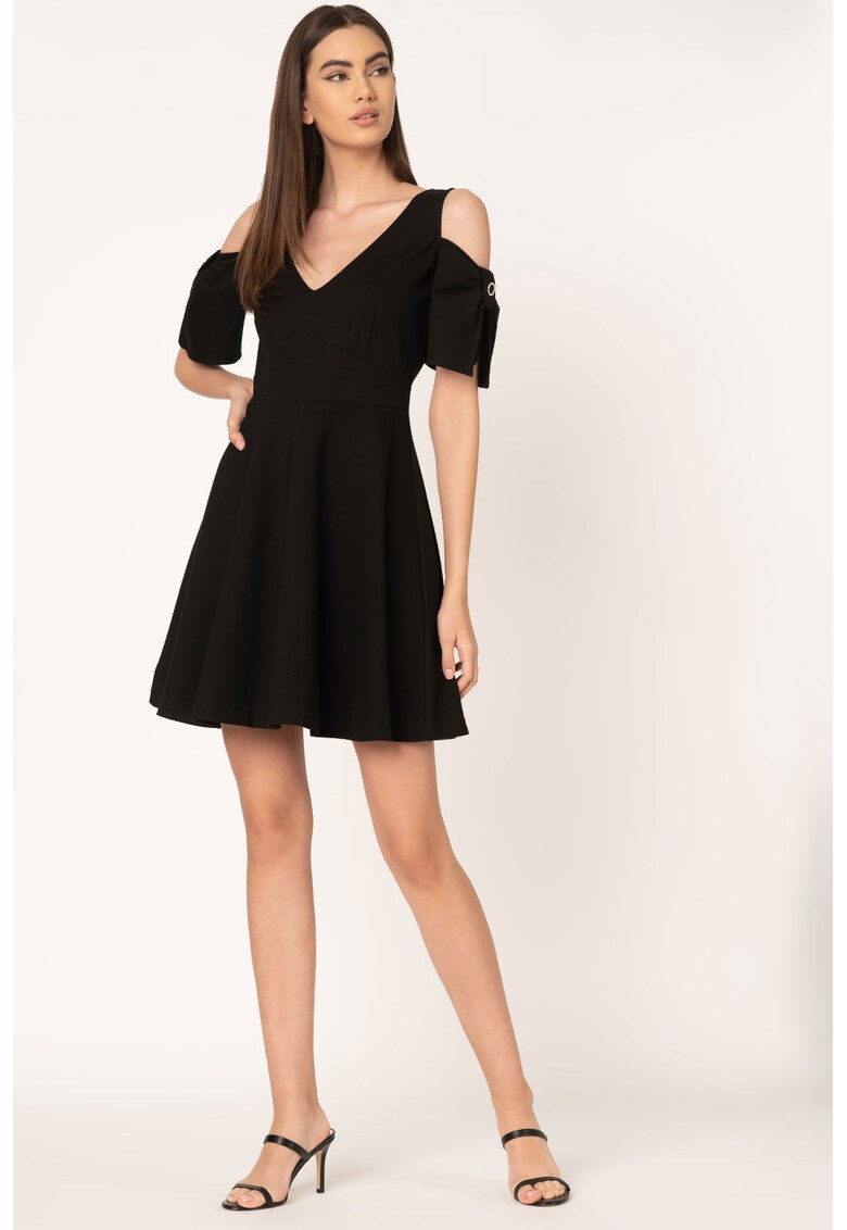 Rochie mini cu decupaje pe umeri