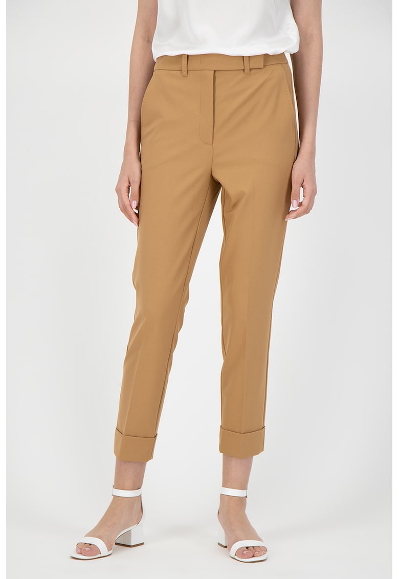 Pantaloni crop conici - cu terminatie rasucita