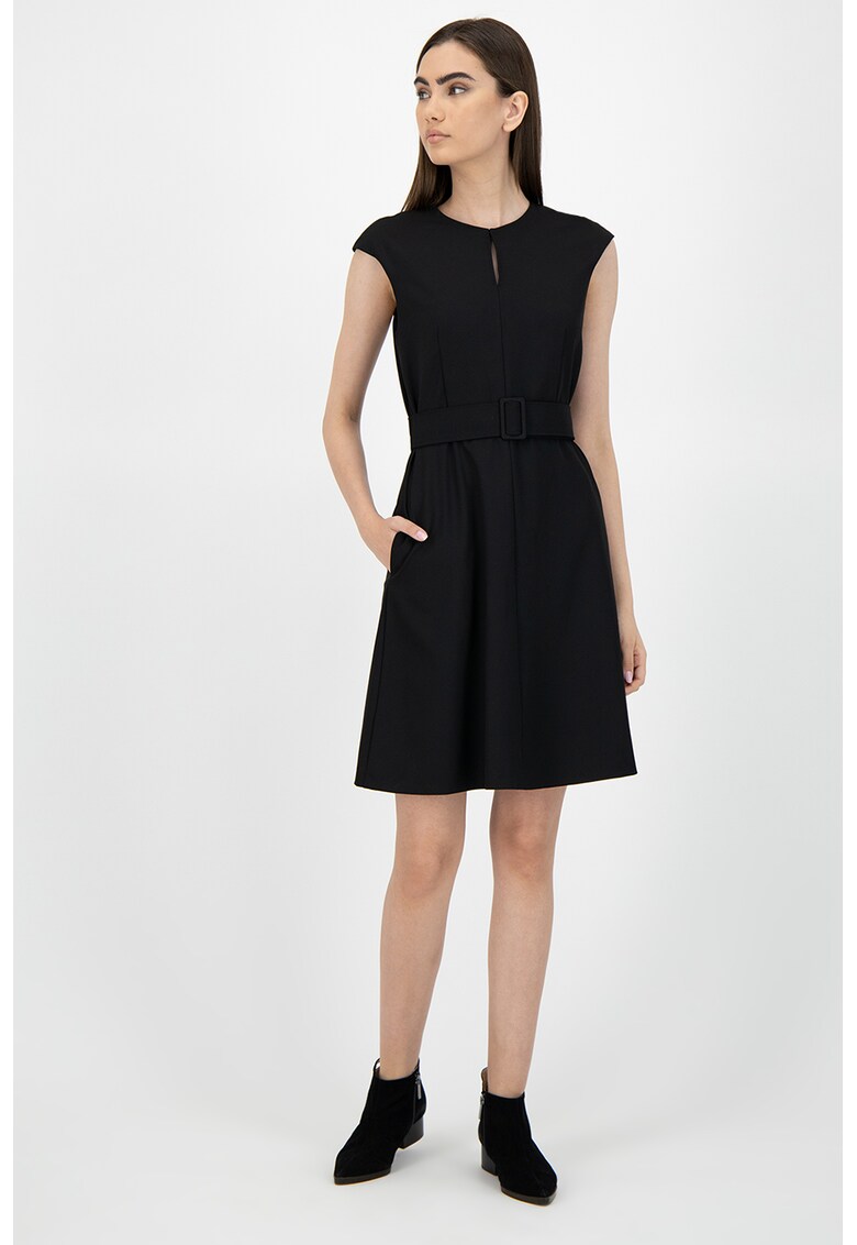 Rochie mini cu o curea in talie