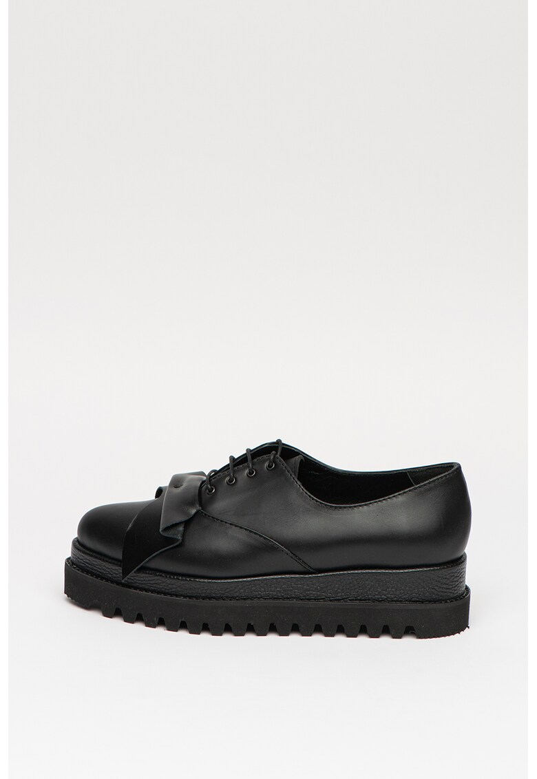 Pantofi din piele cu talpa wedge cu striatii