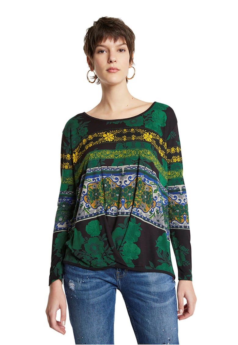 Bluza cu imprimeu grafic si fronseu