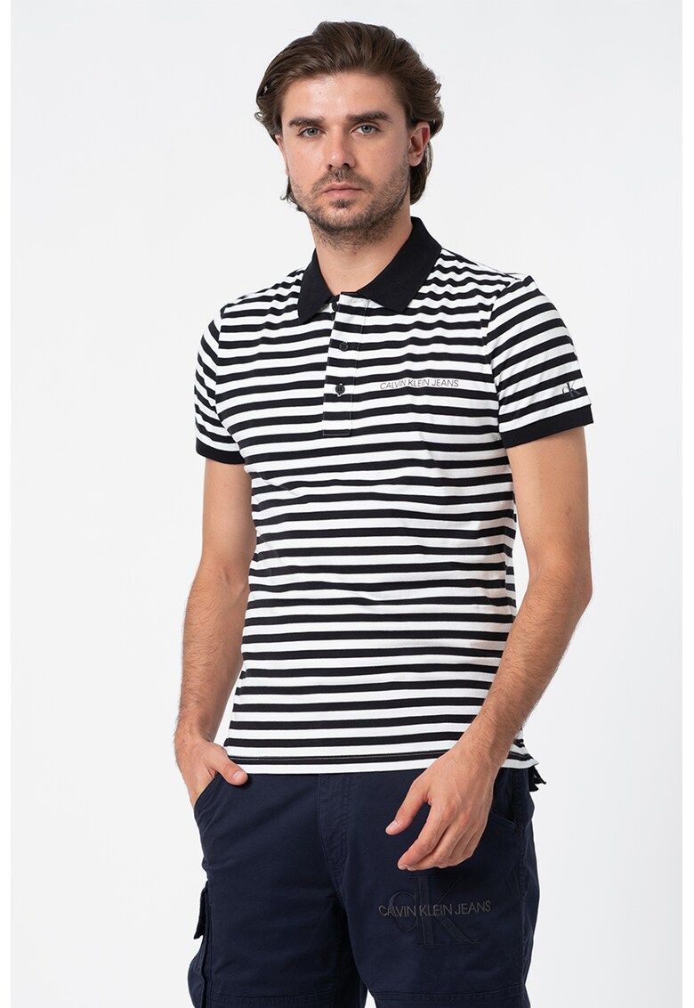 Tricou polo cu dungi