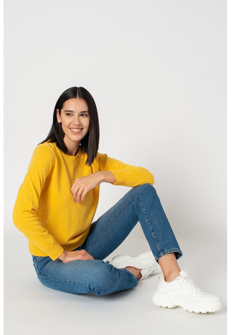 Pulover de lana de miel - cu decolteu la baza gatului