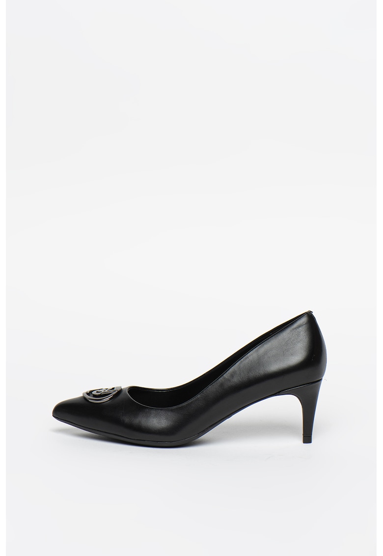 Pantofi de piele cu varf ascutit si logo metalic Katia