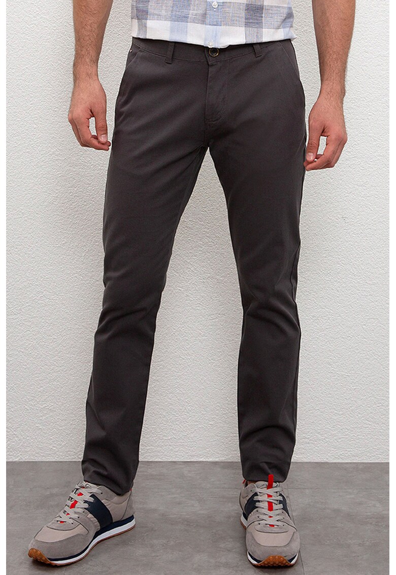 Pantaloni chino slim fit