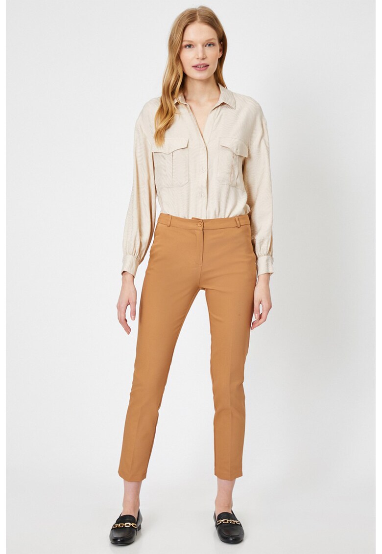 Pantaloni chino crop