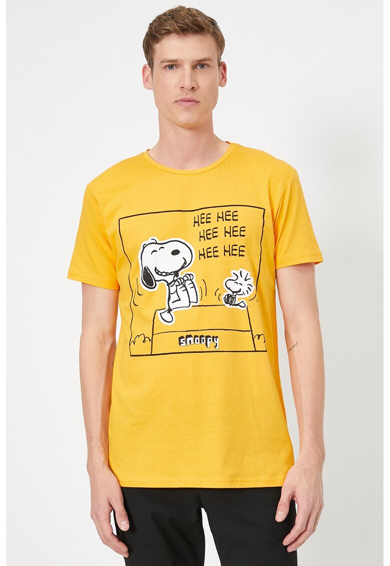 Tricou cu decolteu la baza gatului si imprimeu Snoopy