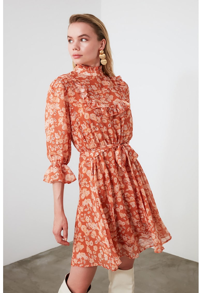 Rochie cu imprimeu floral si cordon Rochie cu imprimeu floral si cordon