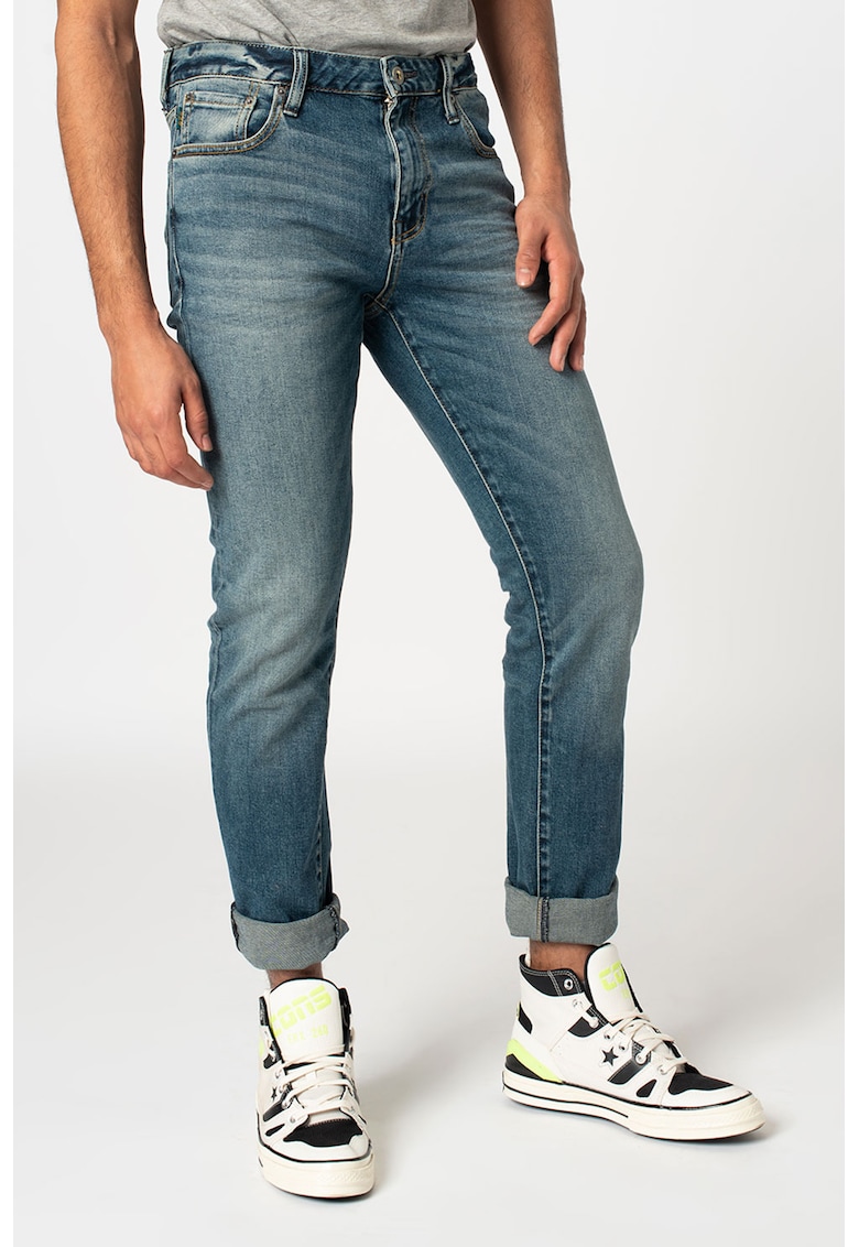 Blugi slim fit cu talie medie