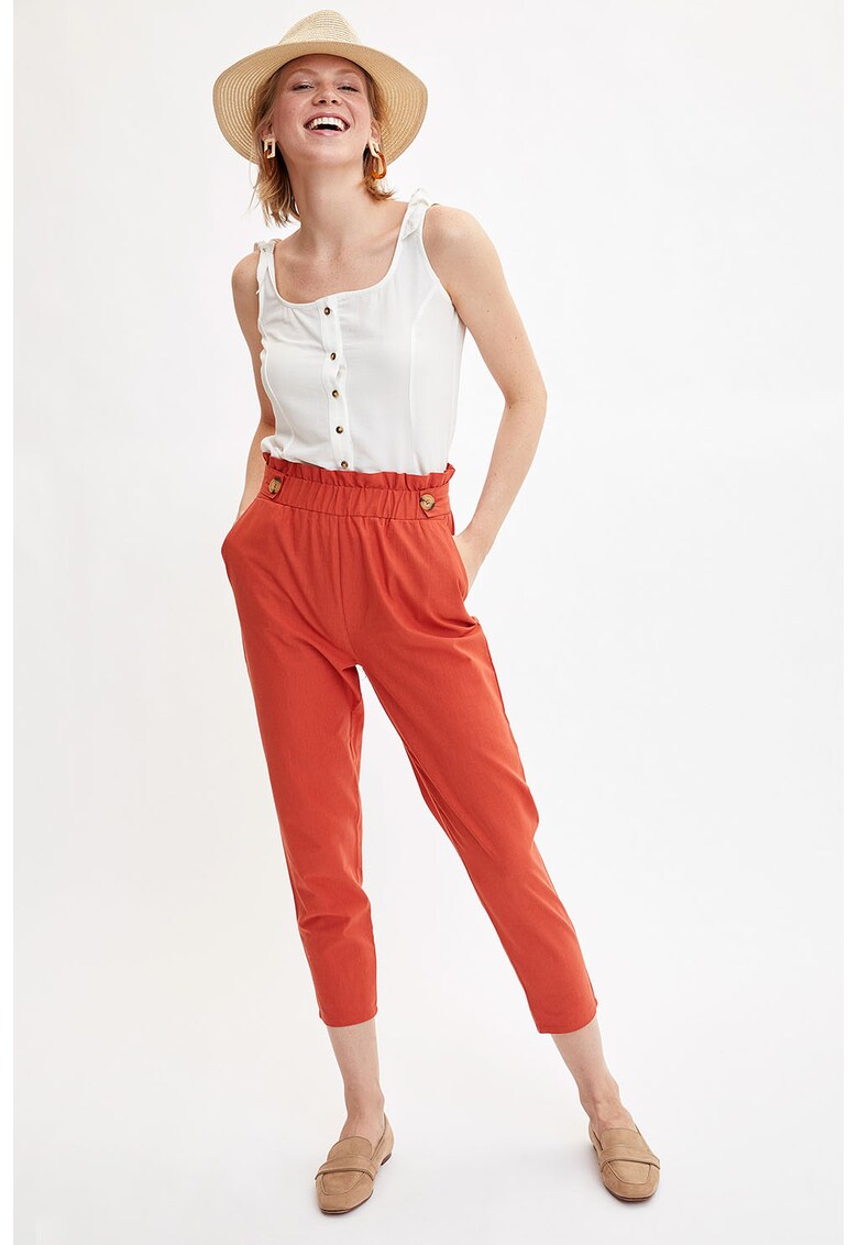 Pantaloni crop din amestec de in