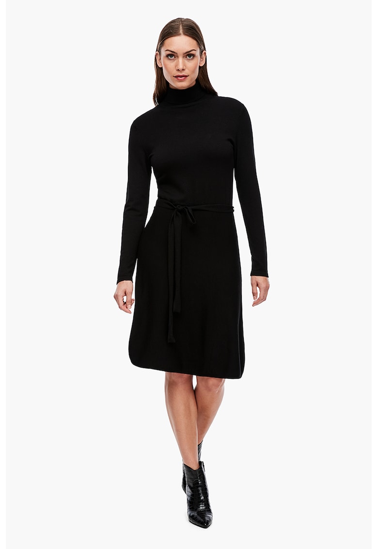 Rochie tip pulover cu guler inalt