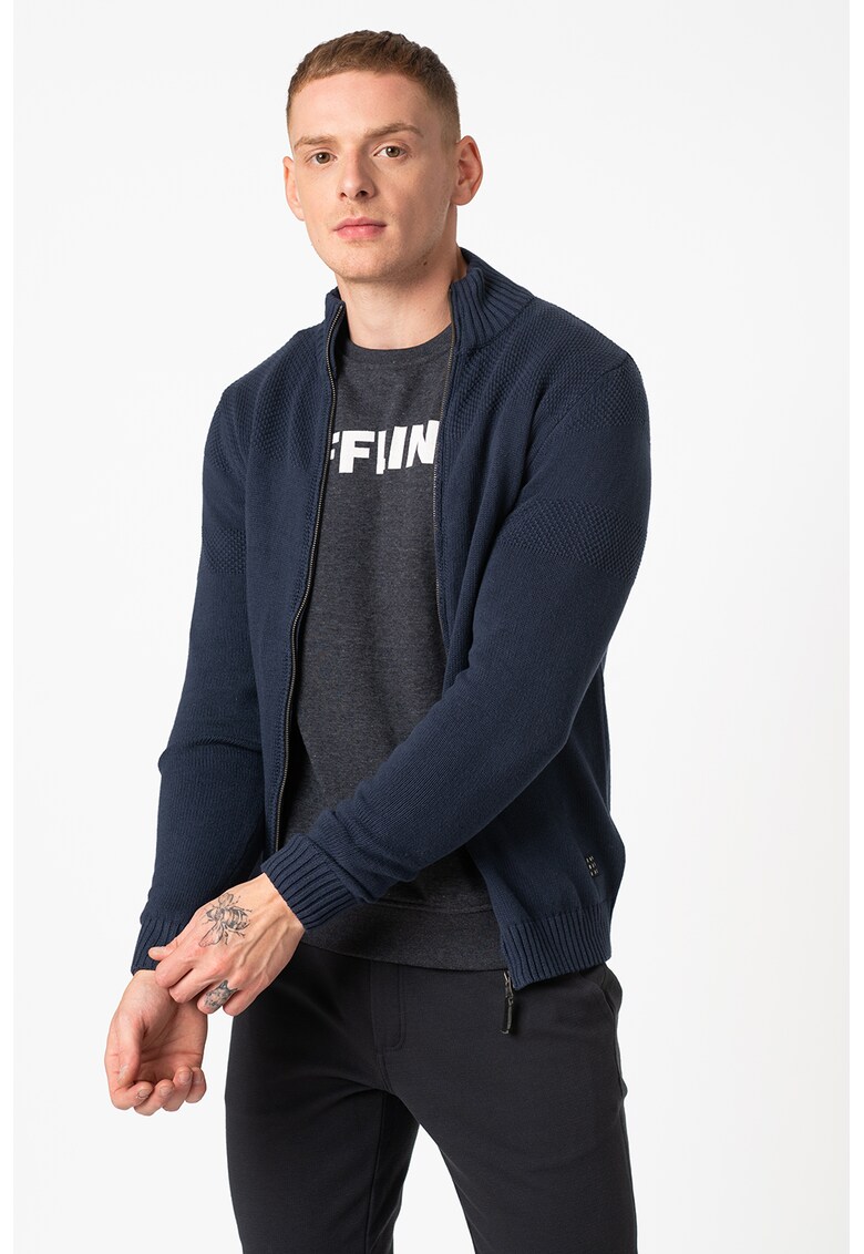 Cardigan tricotat fin cu fermoar
