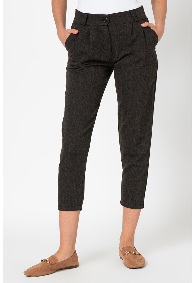 Pantaloni crop conici