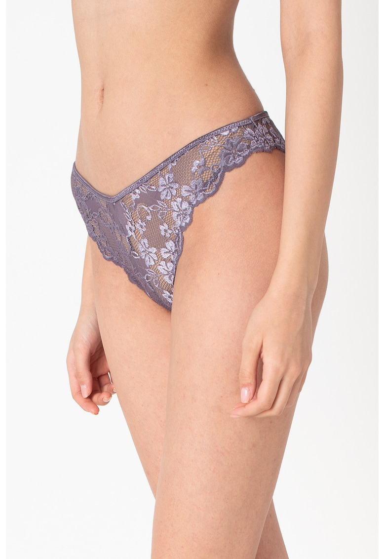 Slip brazilian de dantela