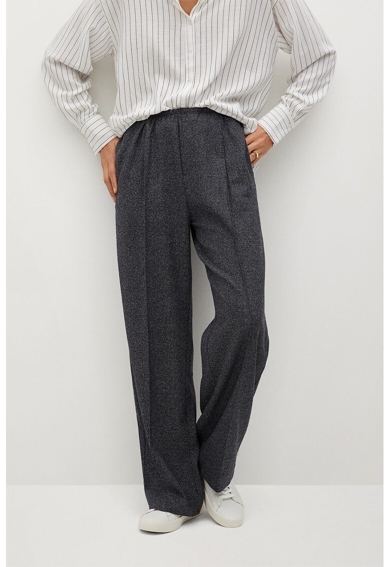 Pantaloni cu croiala ampla si pliuri Soft
