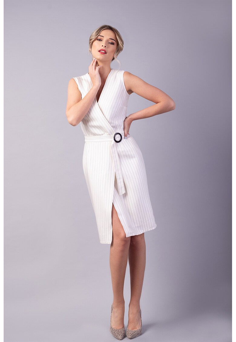 Rochie cu croiala petrecuta si model in dungi