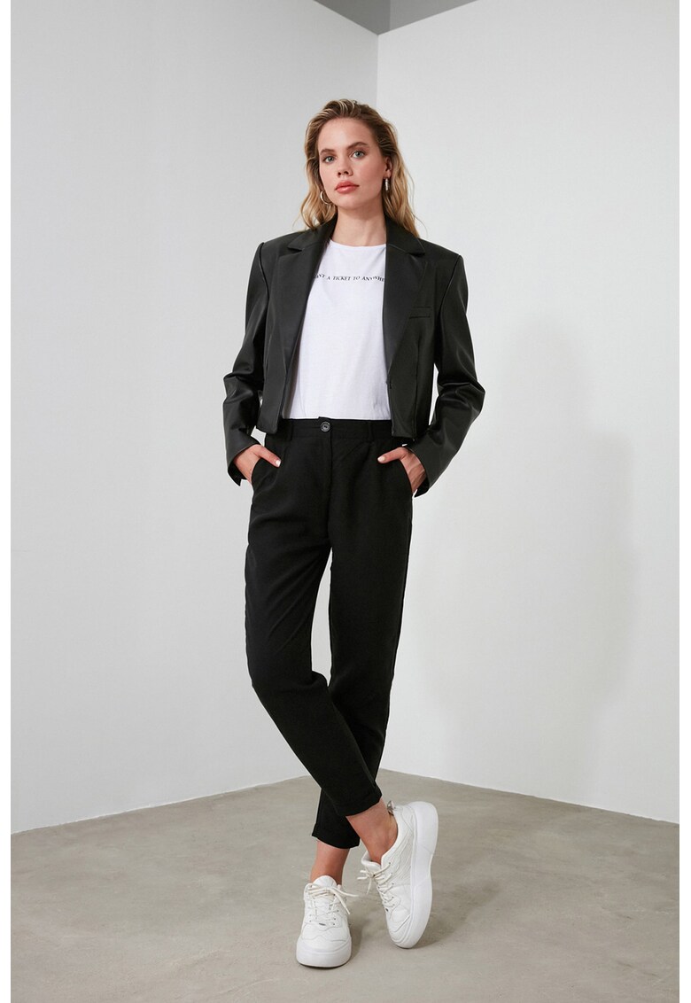 Pantaloni crop din lyocell - cu buzunare laterale Pantaloni crop din lyocell - cu buzunare laterale