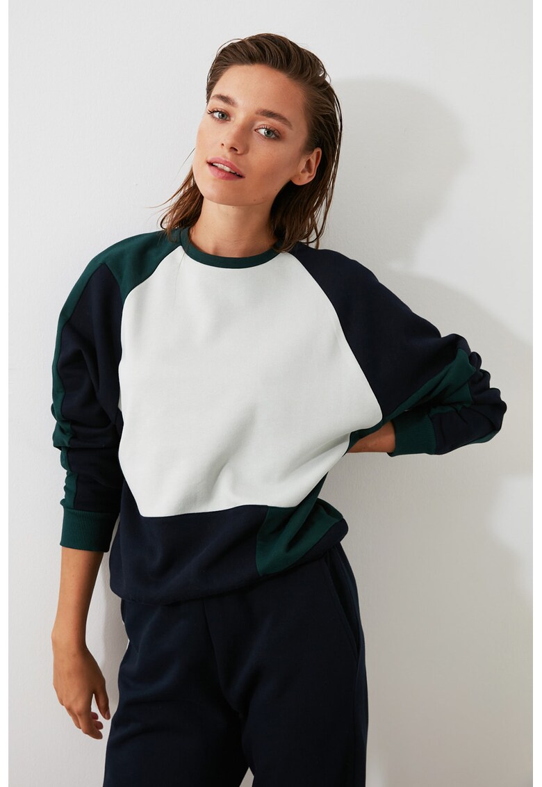 Bluza sport cu model colorblock