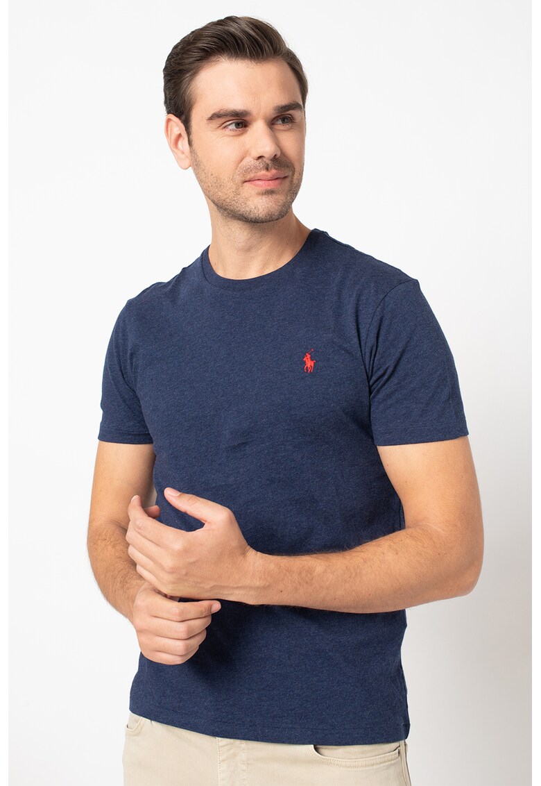 Tricou slim fit cu decolteu la baza gatului si logo brodat