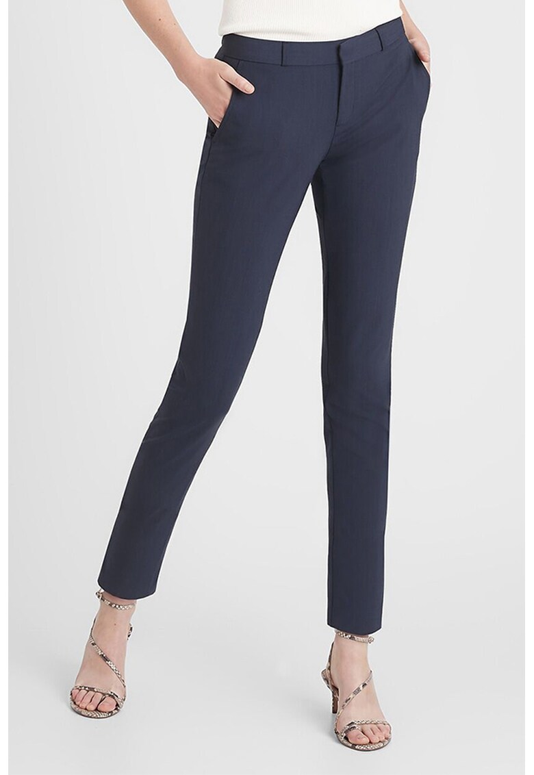 Pantaloni slim fit din amestec de lana