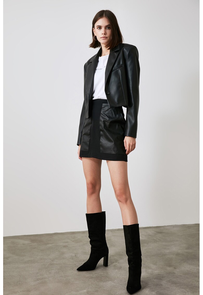 Fusta cu talie inalta si segmente de piele ecologica Fusta cu talie inalta si segmente de piele ecologica