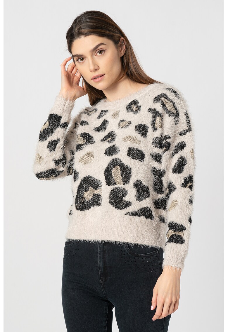 Pulover pufos cu animal print Linna