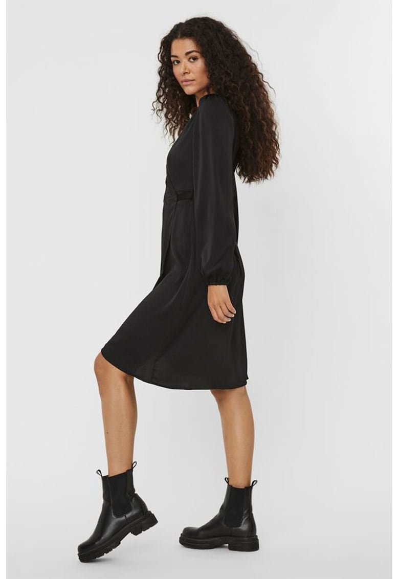 Застъпена рокля със сатиниран ефект Vero Moda